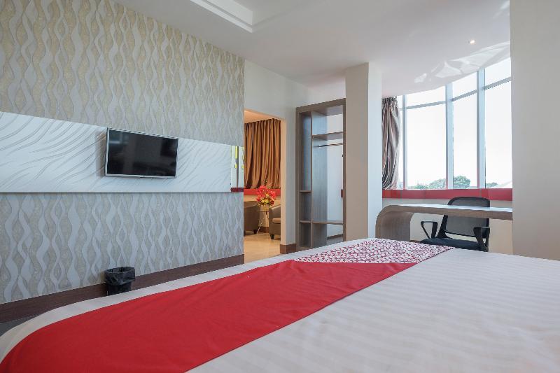 Collection O 1301 Hotel Grand Citra Makassar Eksteriør bilde